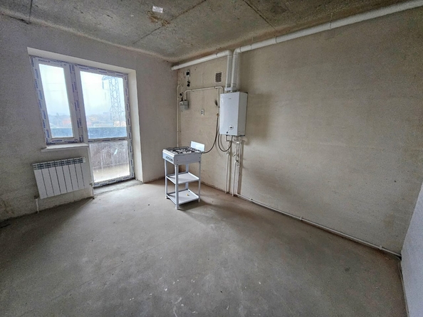 
   Продам 2-комнатную, 70 м², Миллеровская ул, 100/21

. Фото 4.