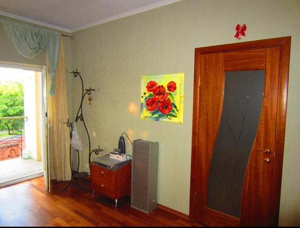 
   Продам дом, 240 м², Ростов-на-Дону

. Фото 16.