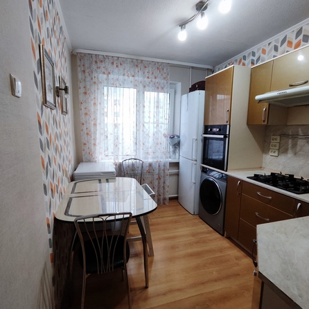 
   Продам 2-комнатную, 55 м², 339-й Стрелковой Дивизии ул, 17/3

. Фото 2.