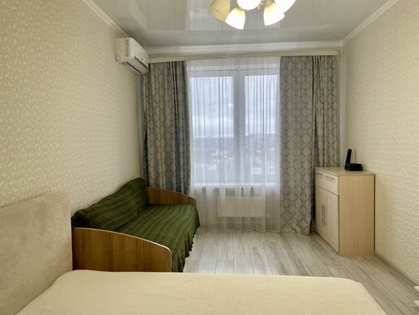 
   Продам 1-комнатную, 44 м², Шеболдаева ул, 95с

. Фото 1.