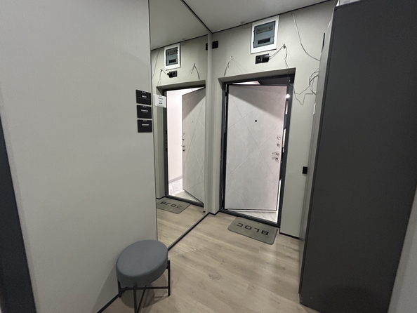 
   Продам 1-комнатную, 40.5 м², Берберовская ул, 9

. Фото 3.