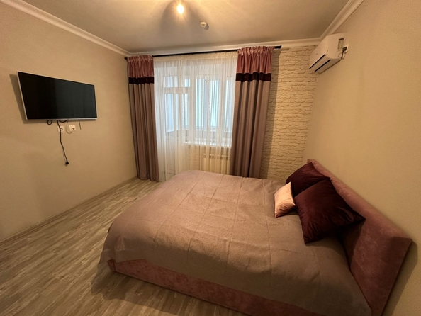 
   Продам 3-комнатную, 75.5 м², Фрунзе ул, 1/10

. Фото 3.