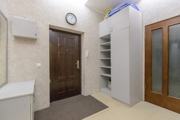 
   Продам 3-комнатную, 74 м², Вятская ул, 75/2

. Фото 14.