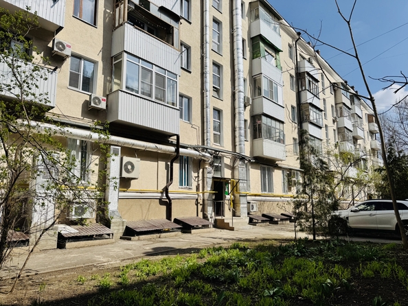 
   Продам 1-комнатную, 27.8 м², Ленина пр-кт, 223

. Фото 1.