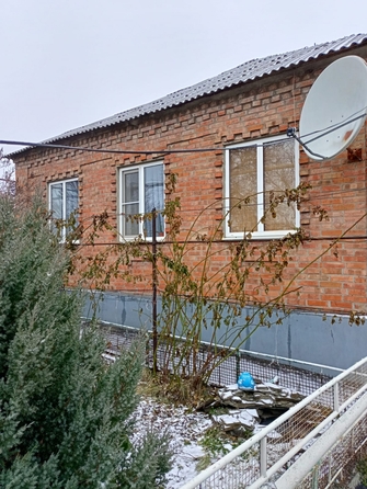 
   Продам дом, 98.9 м², Новошахтинск

. Фото 1.