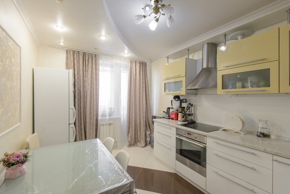
   Продам 2-комнатную, 76 м², 40-летия Победы пр-кт, 85

. Фото 6.