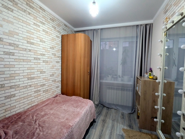 
   Продам 2-комнатную, 42 м², Созидания ул, 14

. Фото 3.