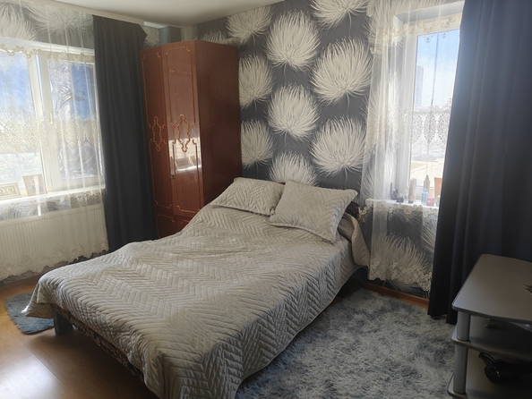 
   Продам 3-комнатную, 67.5 м², Половинко ул, 280

. Фото 21.