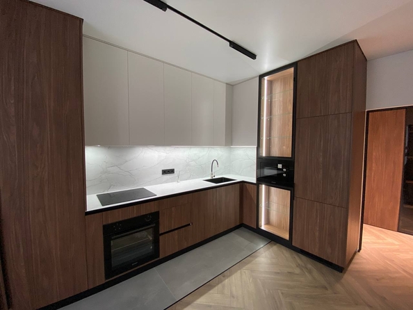 
   Продам 2-комнатную, 63 м², Берберовская ул, 9

. Фото 40.