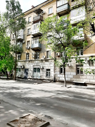 
   Продам 3-комнатную, 70 м², 20-я улица ул, 60

. Фото 11.