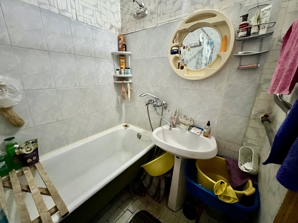
   Продам 2-комнатную, 52 м², Добровольского ул, 16

. Фото 7.