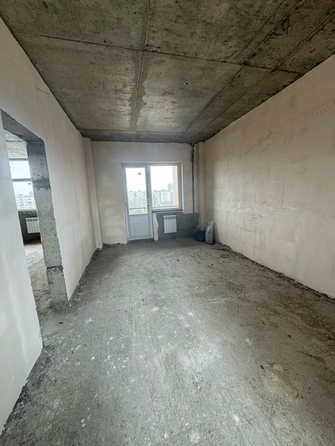
   Продам 2-комнатную, 85.8 м², 2-я Краснодарская ул, 135

. Фото 9.