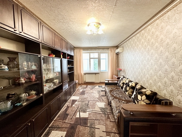 
   Продам 3-комнатную, 58 м², Батуринская ул, 13/14

. Фото 3.