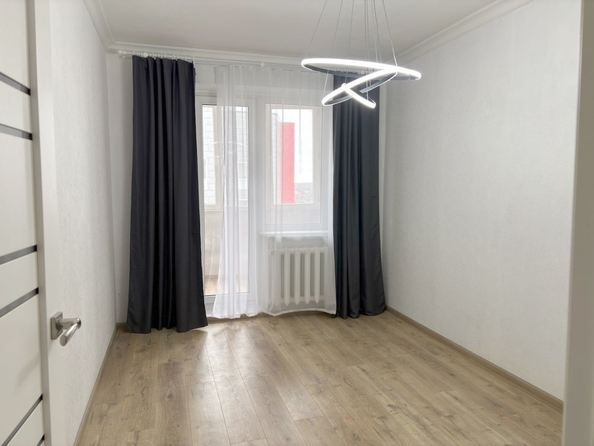 
   Продам 3-комнатную, 64.2 м², Разина ул, 3

. Фото 6.