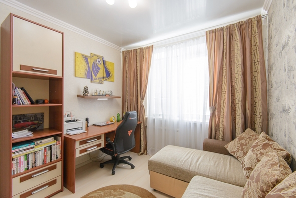 
   Продам 4-комнатную, 83.6 м², Павленко ул, 40

. Фото 27.