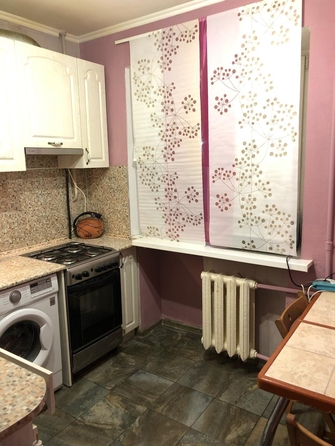 
   Продам 3-комнатную, 60 м², Стачки пр-кт, 190

. Фото 11.