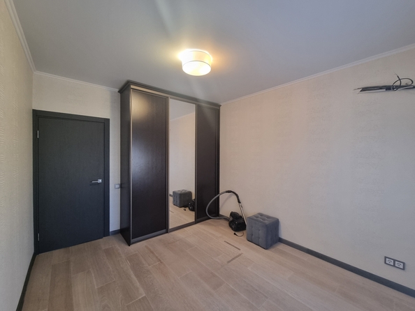 
   Продам 3-комнатную, 75 м², Еляна ул, 54

. Фото 6.