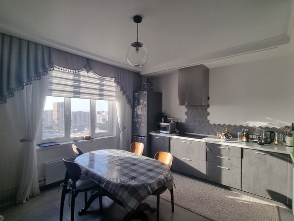
   Продам 3-комнатную, 75 м², Еляна ул, 54

. Фото 7.
