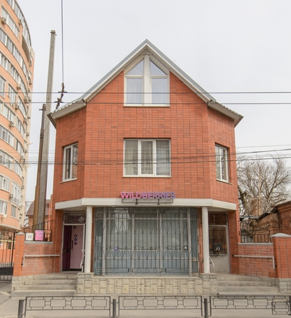 
   Продам дом, 213 м², Ростов-на-Дону

. Фото 3.