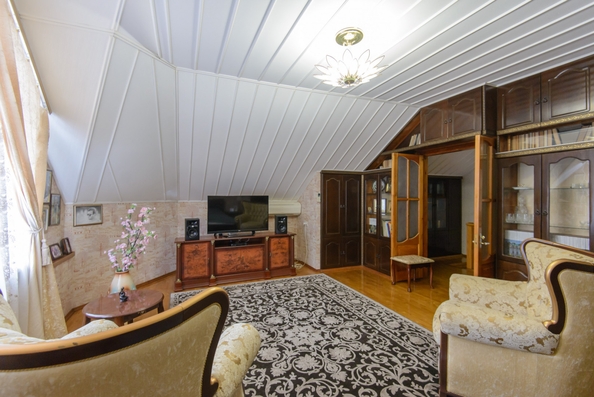 
   Продам дом, 213 м², Ростов-на-Дону

. Фото 10.