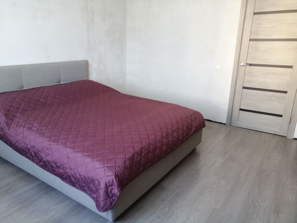 
   Продам 3-комнатную, 74 м², Ткачева ул, 25

. Фото 4.