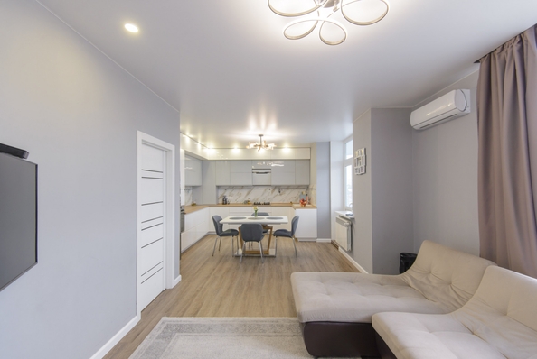
   Продам 3-комнатную, 90 м², Богданова ул, 85

. Фото 9.