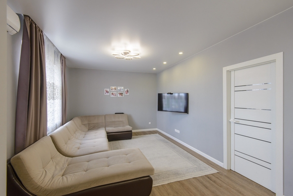
   Продам 3-комнатную, 90 м², Богданова ул, 85

. Фото 10.