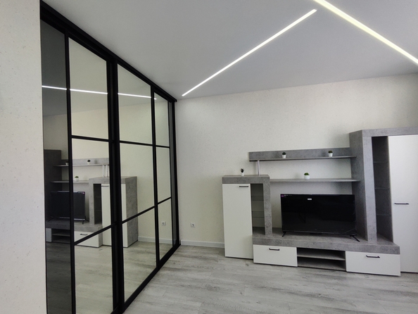 
   Продам 1-комнатную, 39 м², Солженицына пр-кт, 13

. Фото 4.