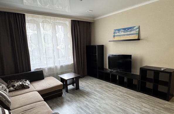 
   Продам 1-комнатную, 36.3 м², Еременко ул, 90/27

. Фото 4.