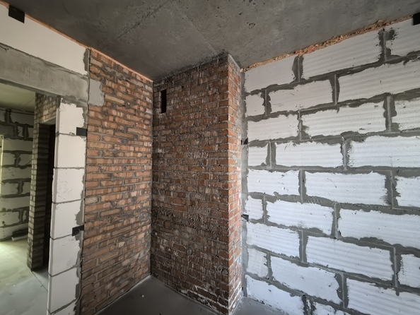
   Продам 3-комнатную, 77 м², 23-я линия ул, 23

. Фото 12.