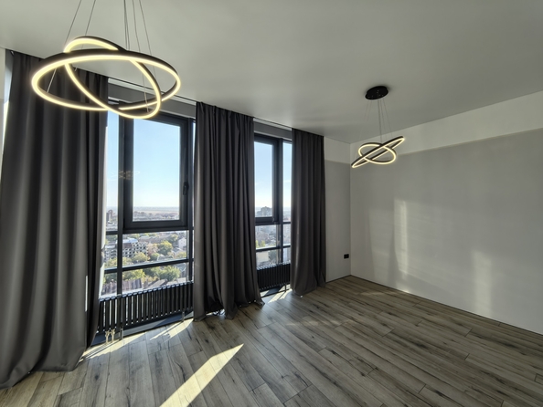 
   Продам 4-комнатную, 139.1 м², Максима Горького ул, 120

. Фото 21.