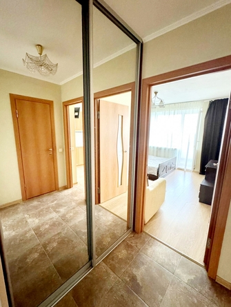 
   Продам 1-комнатную, 37 м², 11-я улица ул, 53

. Фото 8.