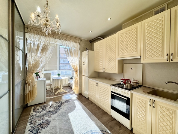 
  Продается 1-комн. квартира, 33 м², Суворова ул, д. 21
. Фото 1.