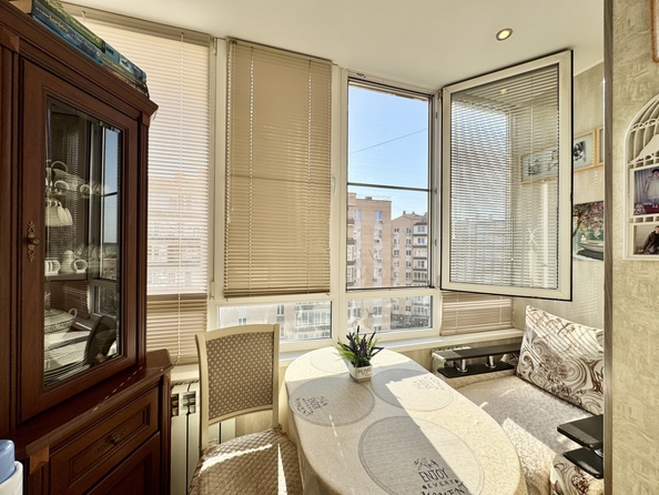 
  Продается 1-комн. квартира, 33 м², Суворова ул, д. 21
. Фото 6.