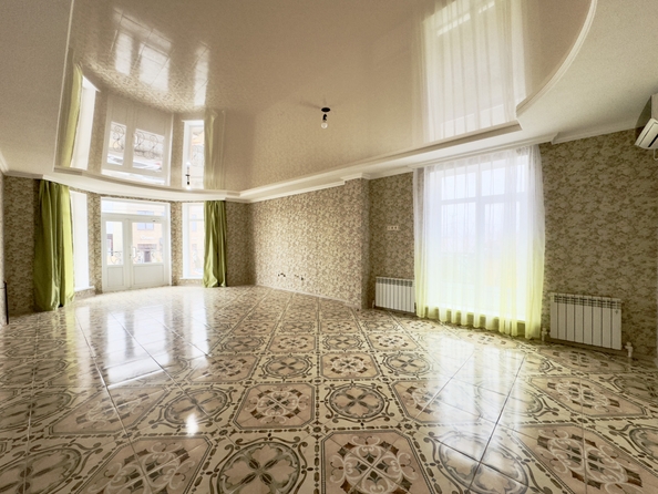 
  Продается дом, 357 м², Аксай
. Фото 2.