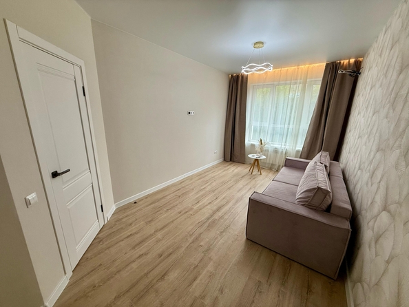 
  Продается 1-комн. квартира, 40 м², Берберовская ул, д. 9
. Фото 8.