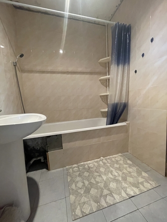 
  Продается 2-комн. квартира, 85 м², Комарова б-р, д. 16
. Фото 21.
