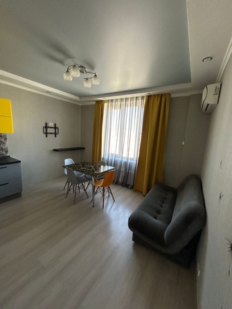
  Продается 2-комн. квартира, 56 м², Еременко ул, д. 94
. Фото 2.