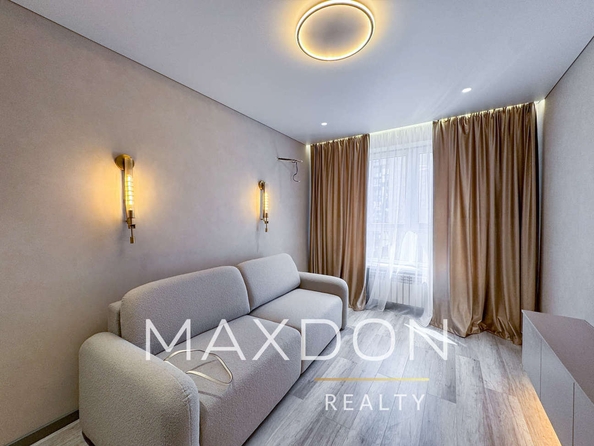 
  Продается 3-комн. квартира, 75 м², Берберовская ул, д. 15
. Фото 11.