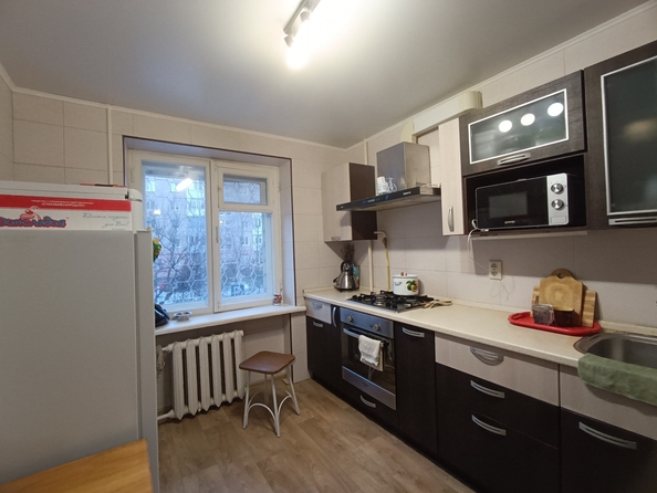 
  Продается 3-комн. квартира, 59 м², 1-я Баррикадная ул, д. 48
. Фото 1.