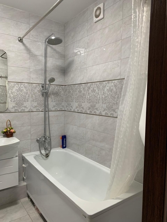 
  Продается 2-комн. квартира, 52 м², Чаленко пер, д. 17/2
. Фото 6.