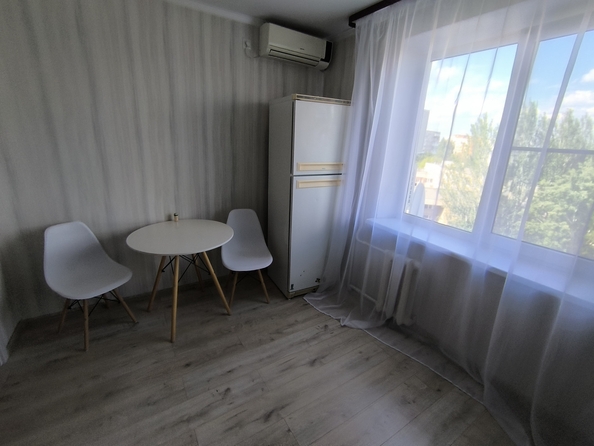 
  Продается 1-комн. квартира, 37.2 м², Таганрогская ул, д. 118
. Фото 6.