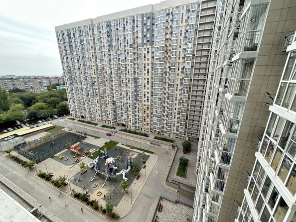
  Продается 2-комн. квартира, 52 м², Стабильная ул, д. 3
. Фото 27.