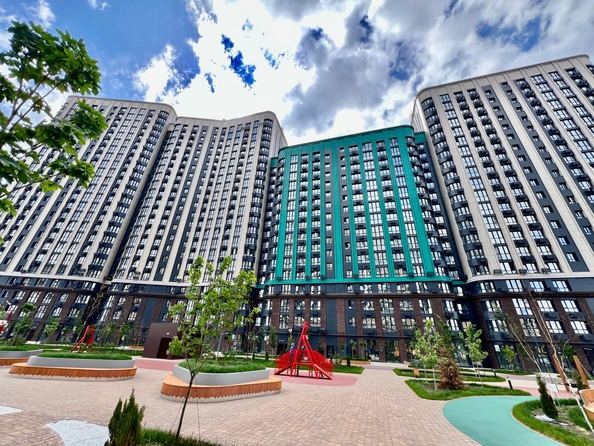 
  Продается 3-комн. квартира, 74.7 м², Бориса Слюсаря ул, д. 15
. Фото 21.