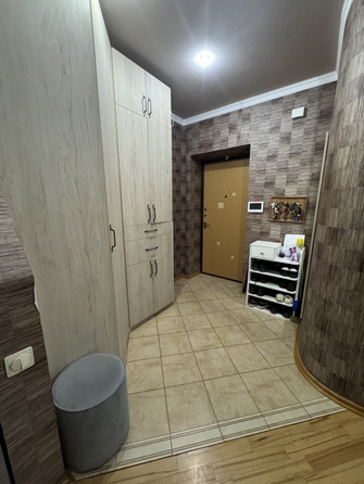
  Продается 4-комн. квартира, 99.5 м², Жмайлова ул, д. 27
. Фото 6.