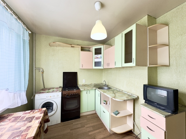 
  Продается 1-комн. квартира, 38 м², 40-летия Победы пр-кт, д. 69
. Фото 4.