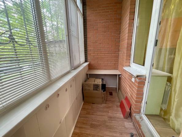 
  Продается 1-комн. квартира, 35 м², 2-я Володарского ул, д. 166
. Фото 9.