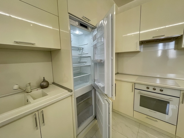 
  Продается 2-комн. квартира, 57 м², Скачкова ул, д. 62
. Фото 6.