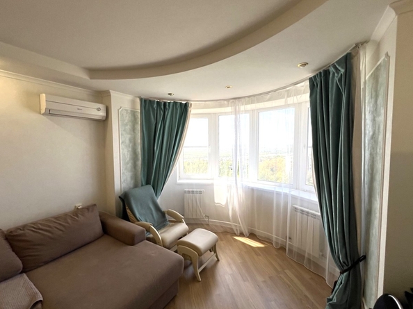 
  Продается 2-комн. квартира, 76 м², 40-летия Победы пр-кт, д. 85
. Фото 5.