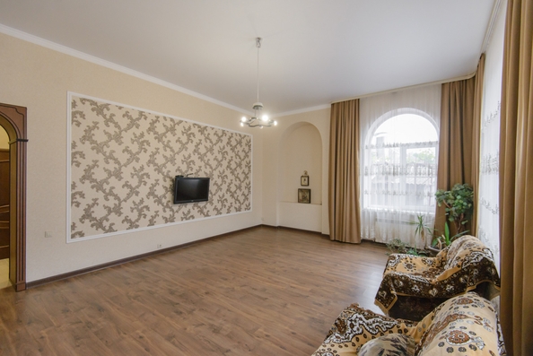 
  Продается дом, 378.5 м², Ростов-на-Дону
. Фото 8.